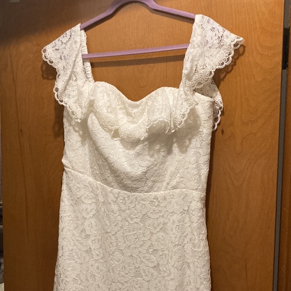 Show me your Mumu lace gown Mumu Bride sz 14 - Picture 5 of 7